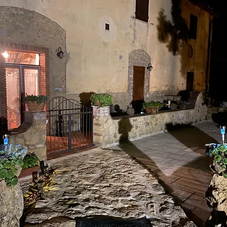 Διαμέρισμα Podere Mona Pomarance