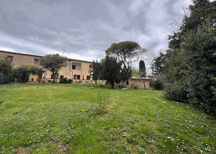 Апартаменты Podere Mona